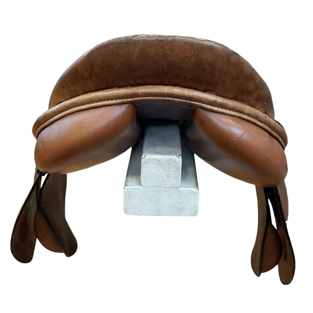 16.5" Collegiate Laureate Medium Used Hunter/Jumper Saddle - H
