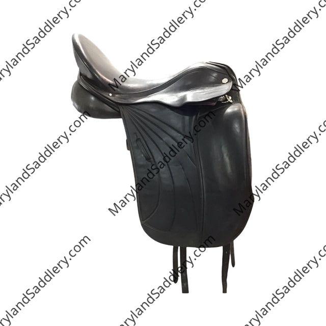 17.5" Albion Platinum Adjustable Used Dressage Saddle - C