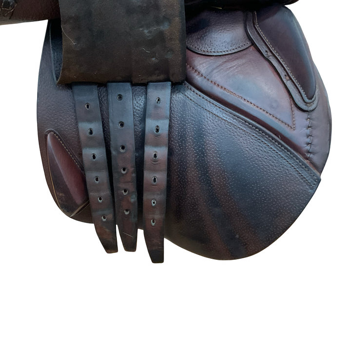 17" CWD SE01 Medium Used Hunter/Jumper Saddle