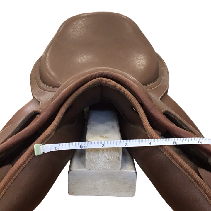 16.5" Wintec Adjustable Used Hunter/Jumper Saddle - H