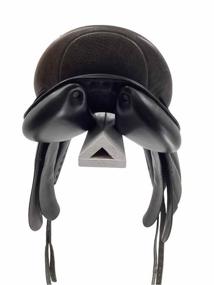 17.5" Lazer used dressage saddle