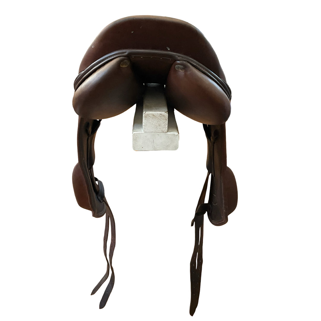 18" Antares Skylla Med/Wide Used Hunter/Jumper Saddle