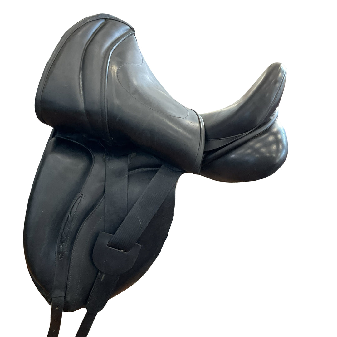 17" Hulsebos Dress CC Med/Wide Used Dressage Saddle
