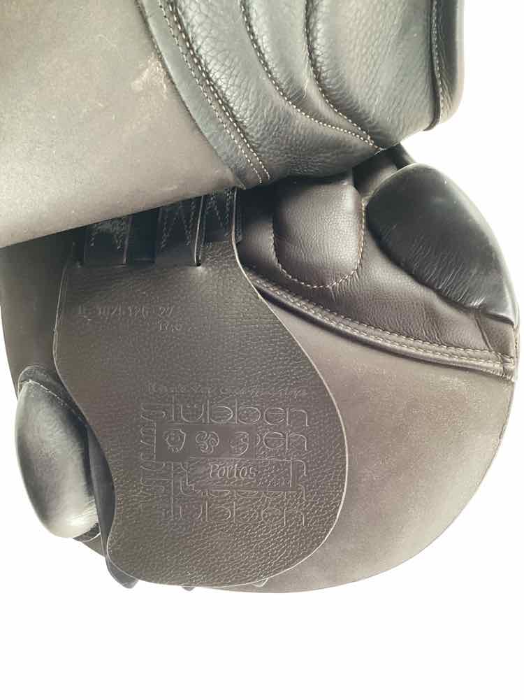 18" Stubben Portos used close contact saddle