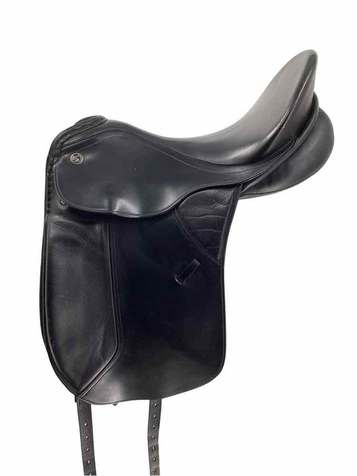 17" Kieffer used dressage saddle B