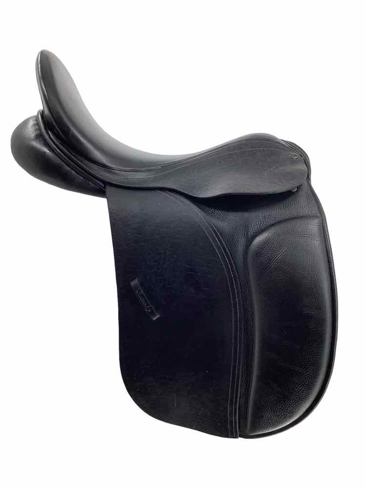 17.5" County used dressage saddle B