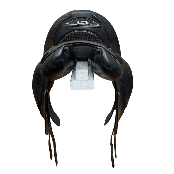 17" Prestige X-Helen 33cm Medium Used Dressage Saddle