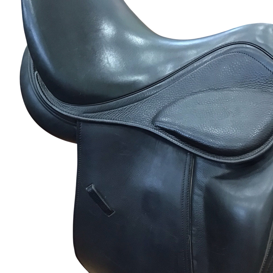16" Dynamic Monoflap Narrow Used Dressage Saddle - H