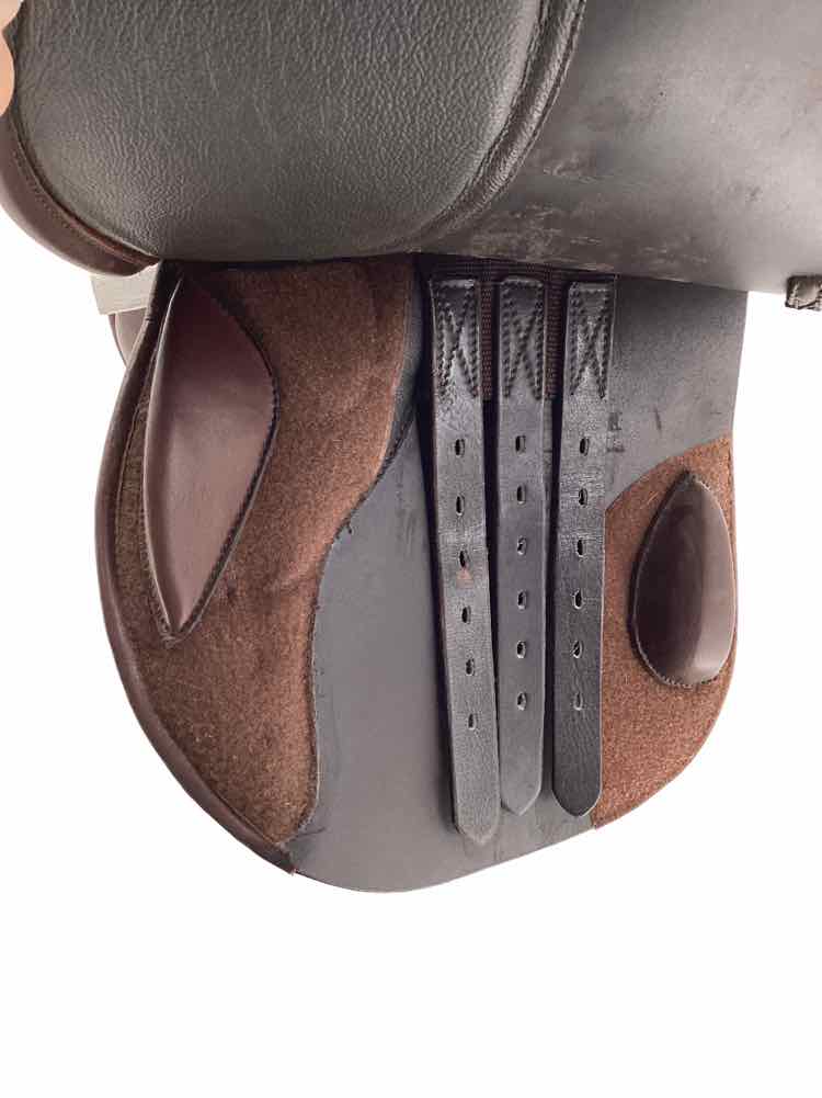19" Royal Heritage used close contact saddle B