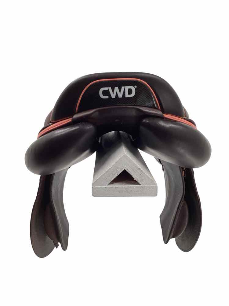 17" CWD Mademoiselle 2GS used close contact saddle