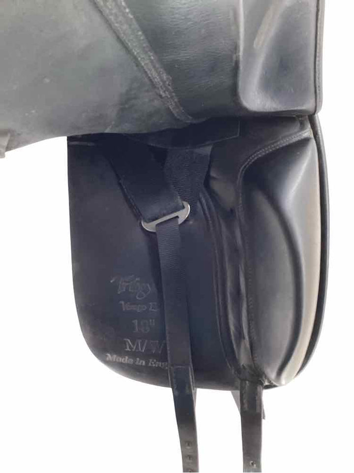 18" Trilogy used dressage saddle B