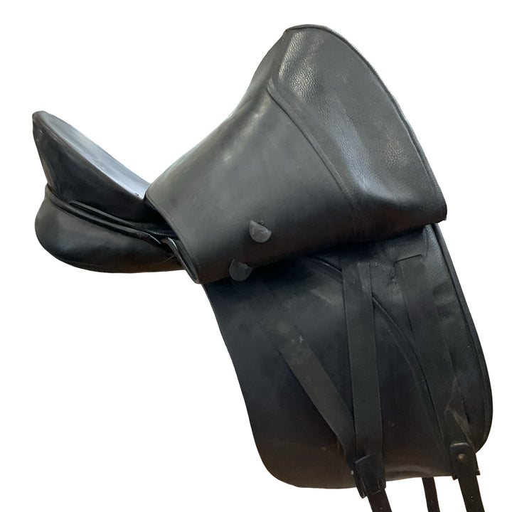 18" Kieffer Lech Profi Medium Used Dressage Saddle