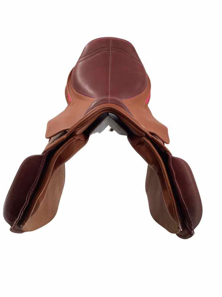 18" Zaldi with pink detail used close contact saddle B