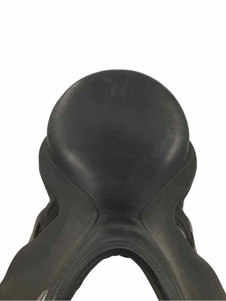 17.5" Veritas used dressage saddle B
