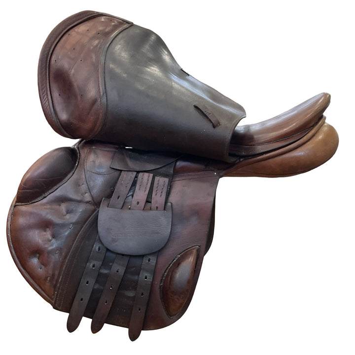 17" County Conquest Medium Used Hunter/Jumper Saddle