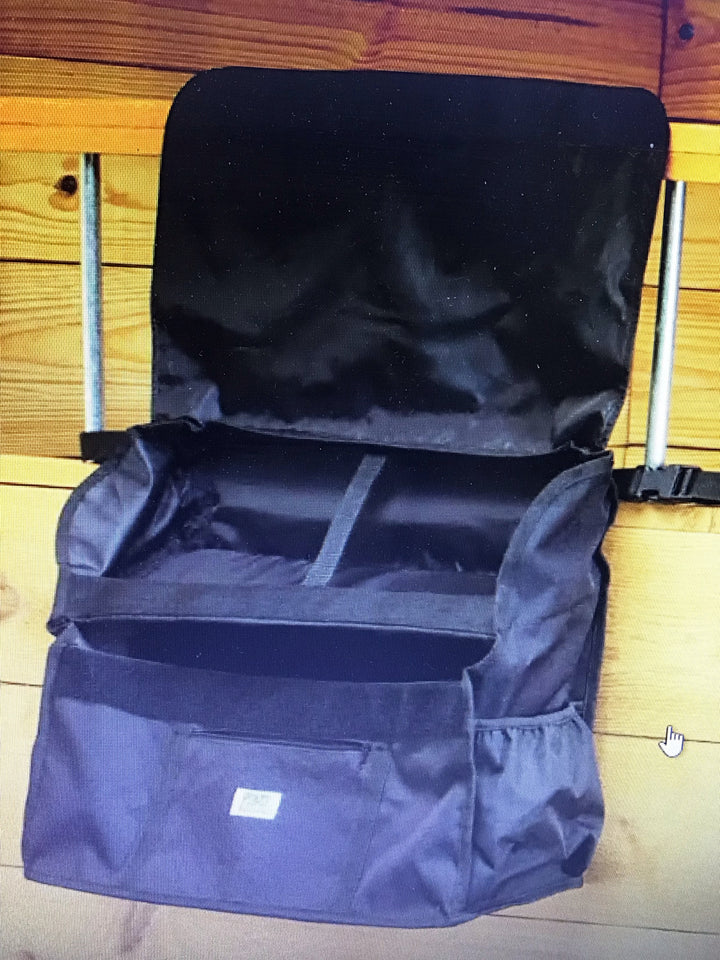 Dura-Tech Shelf Stall Front Bag Used