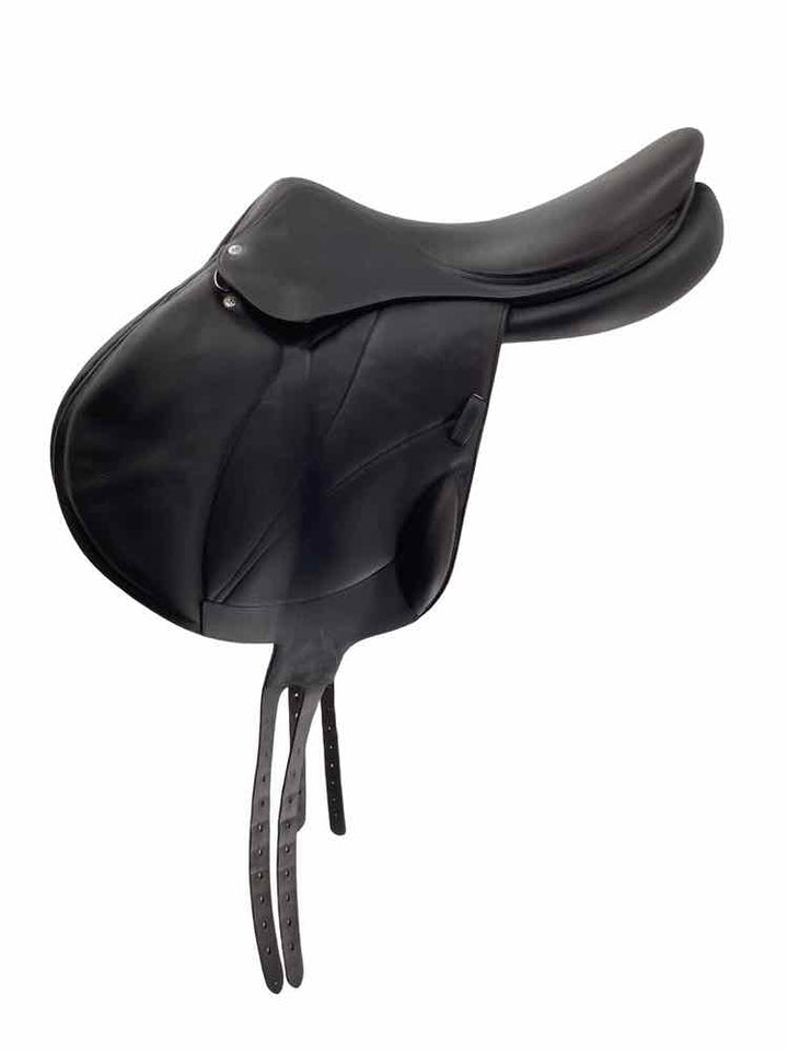 18" Voltaire Mono flap used jumping saddle