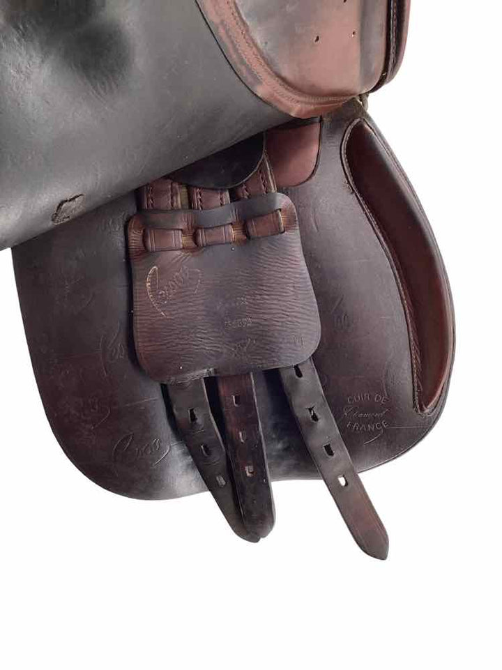 17"  Pessoa used close contact saddle B