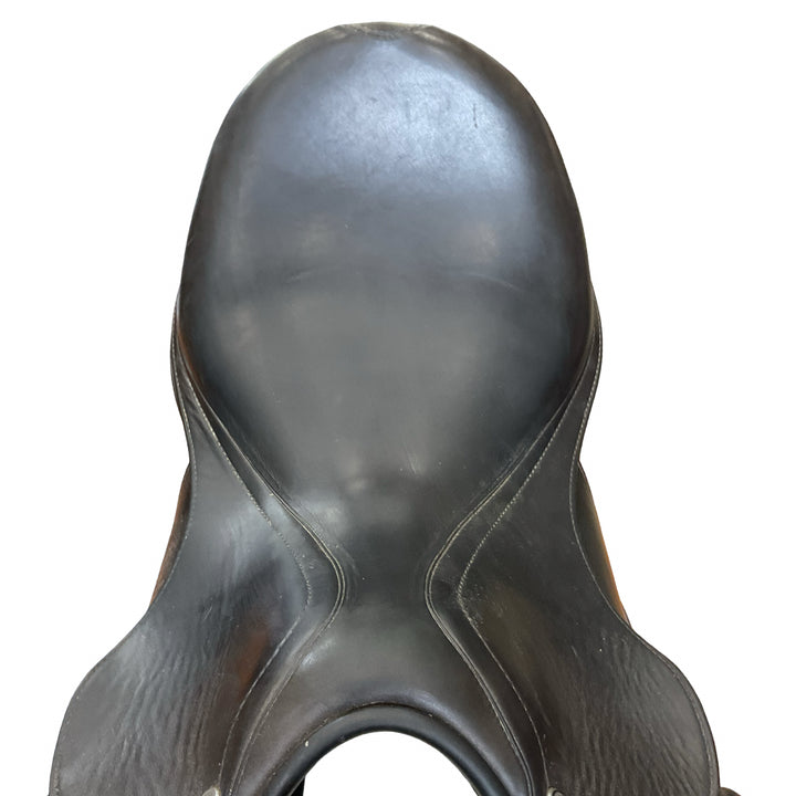 17" Prestige X-Helen 33cm Medium Used Dressage Saddle