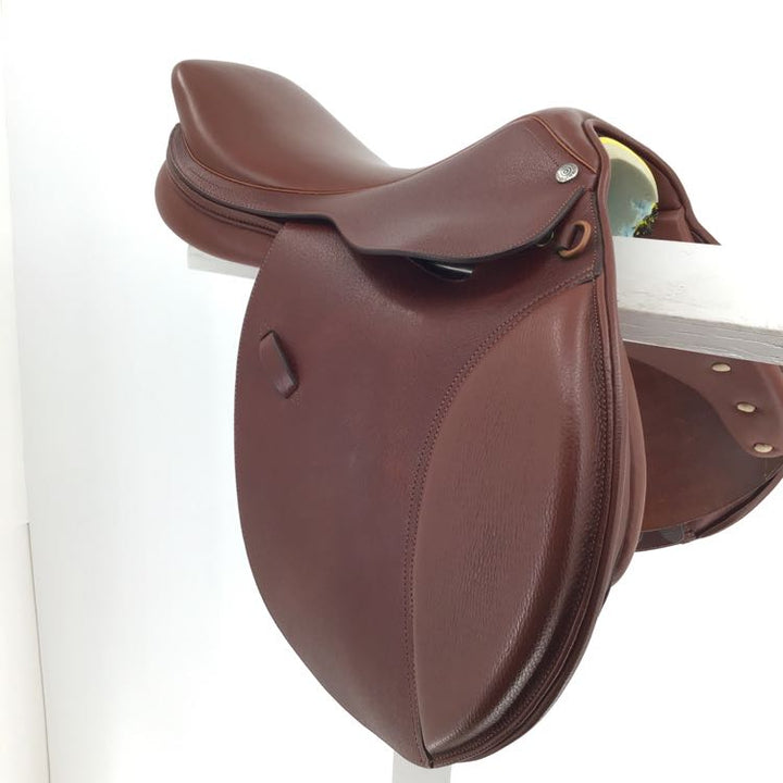 17" St Lourdes used close contact saddle B