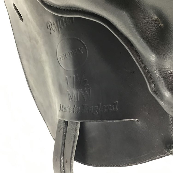 17.5" Ryder mono flap jumping saddle B