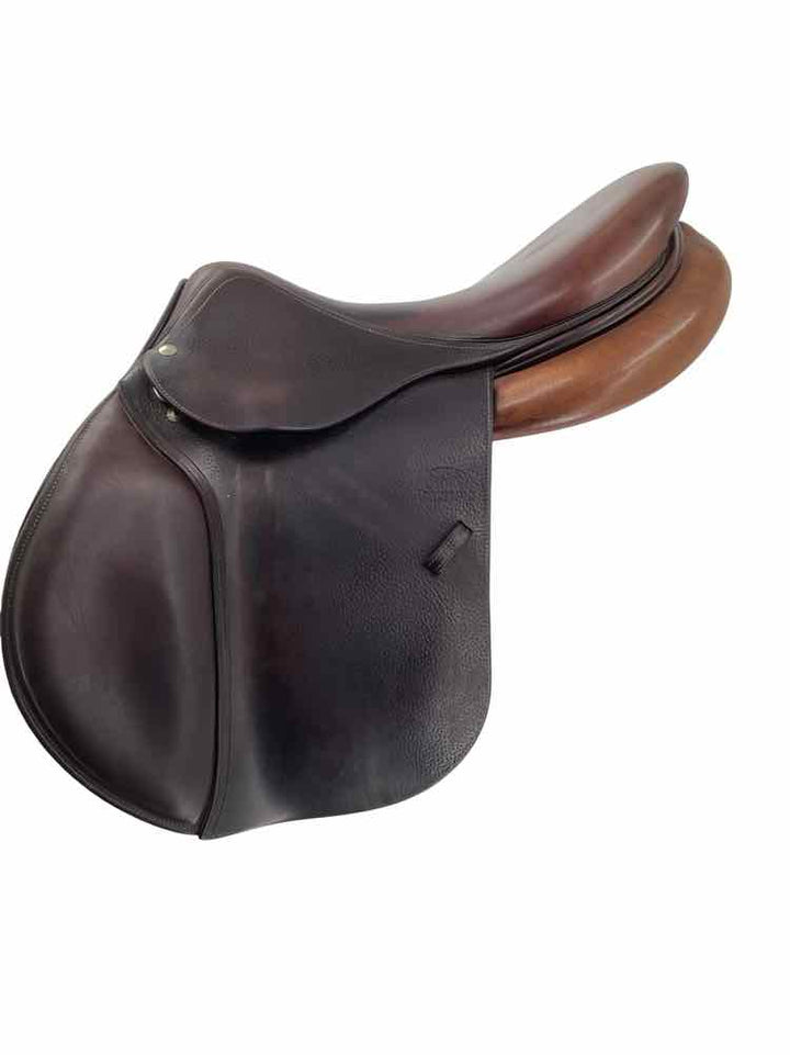 18" Devoucoux used close contact saddle B
