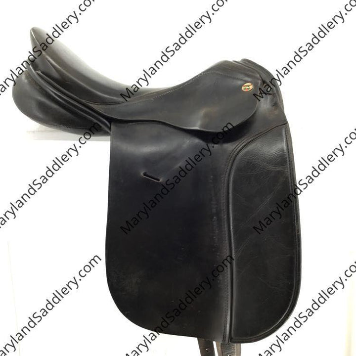 18" Karl Niedersuss Wide Used Dressage Saddle - B