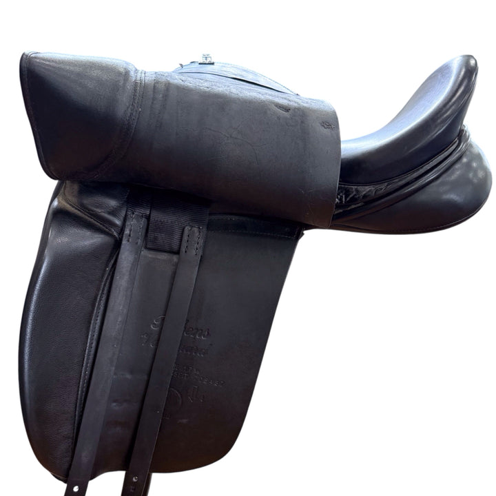 17.5" Ainsley Rubens Vanguard Medium Used Dressage Saddle - H