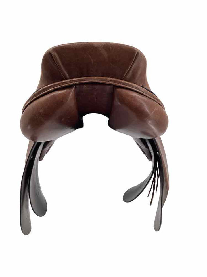 17.5" Excelle used close contact saddle has Cover B