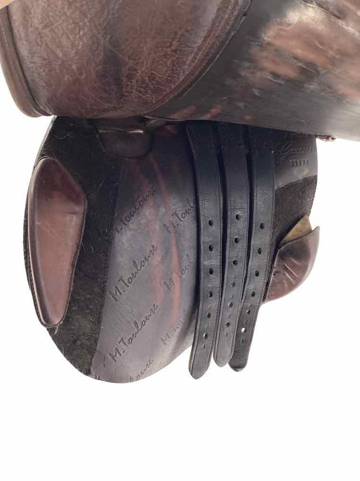 17" M Toulouse used adjustable close contact saddle B