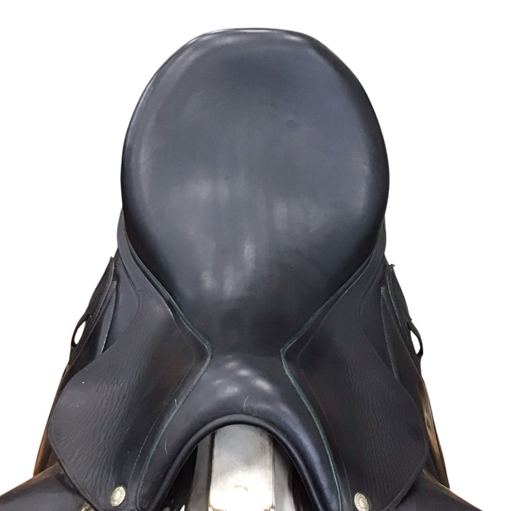 17.5" Devoucoux Loreak Medium Used Dressage Saddle - H