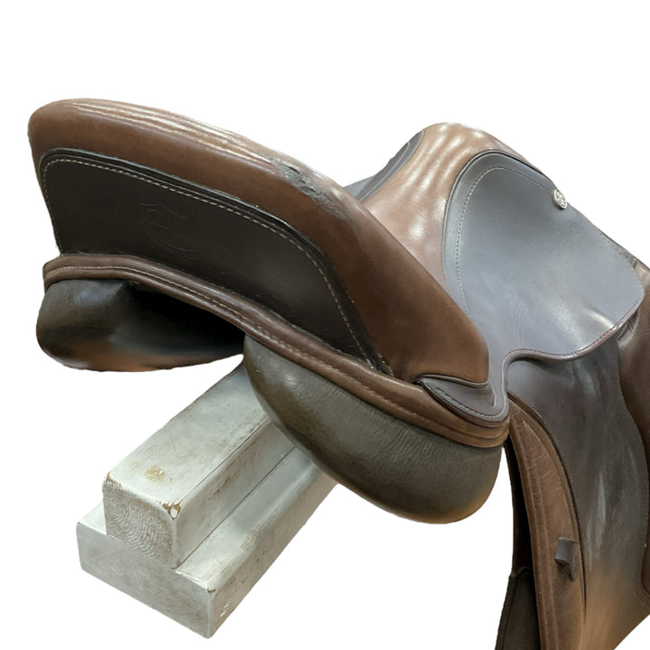 17" Philippe Fontaine Lauren Medium Used Hunter/Jumper Saddle - H