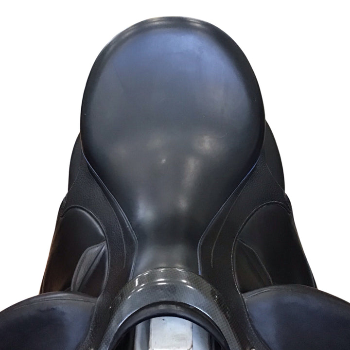 17" - 17.5" 002 Devoucoux Makila Harmonie Medium Used Dressage Saddle - H