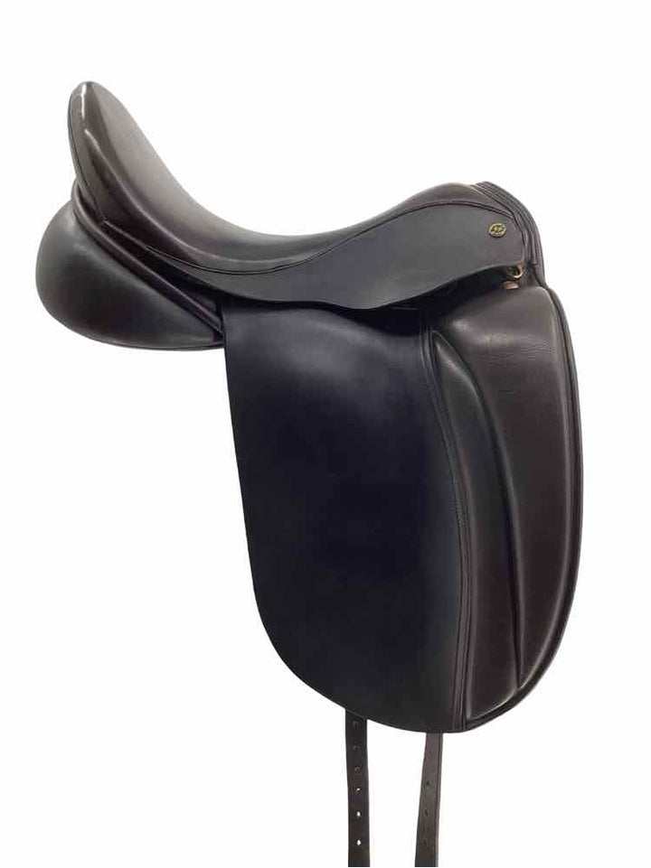 17.5" J Hulsebos used dressage saddle B Has Cover