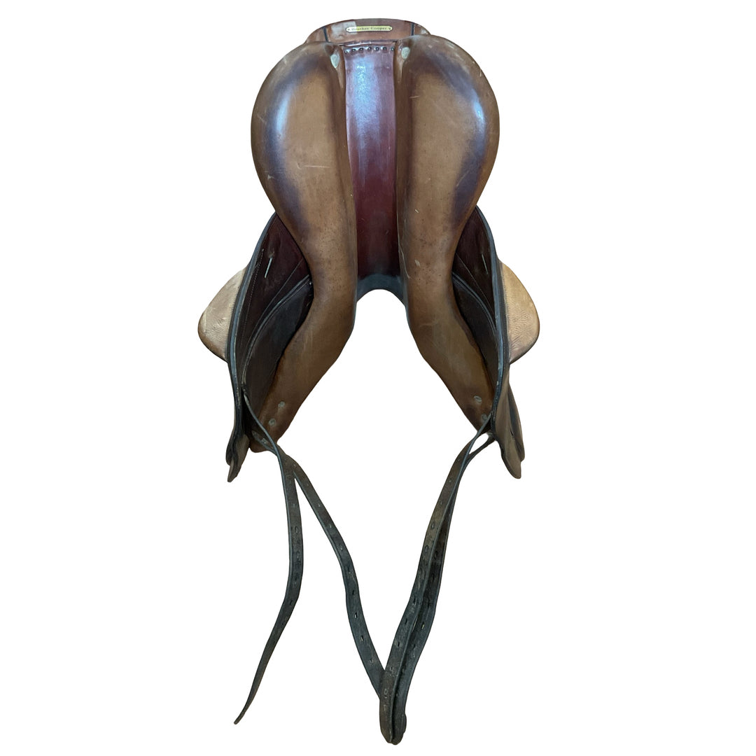 CWD SE09 17.5" Medium Used Hunter/Jumper Saddle