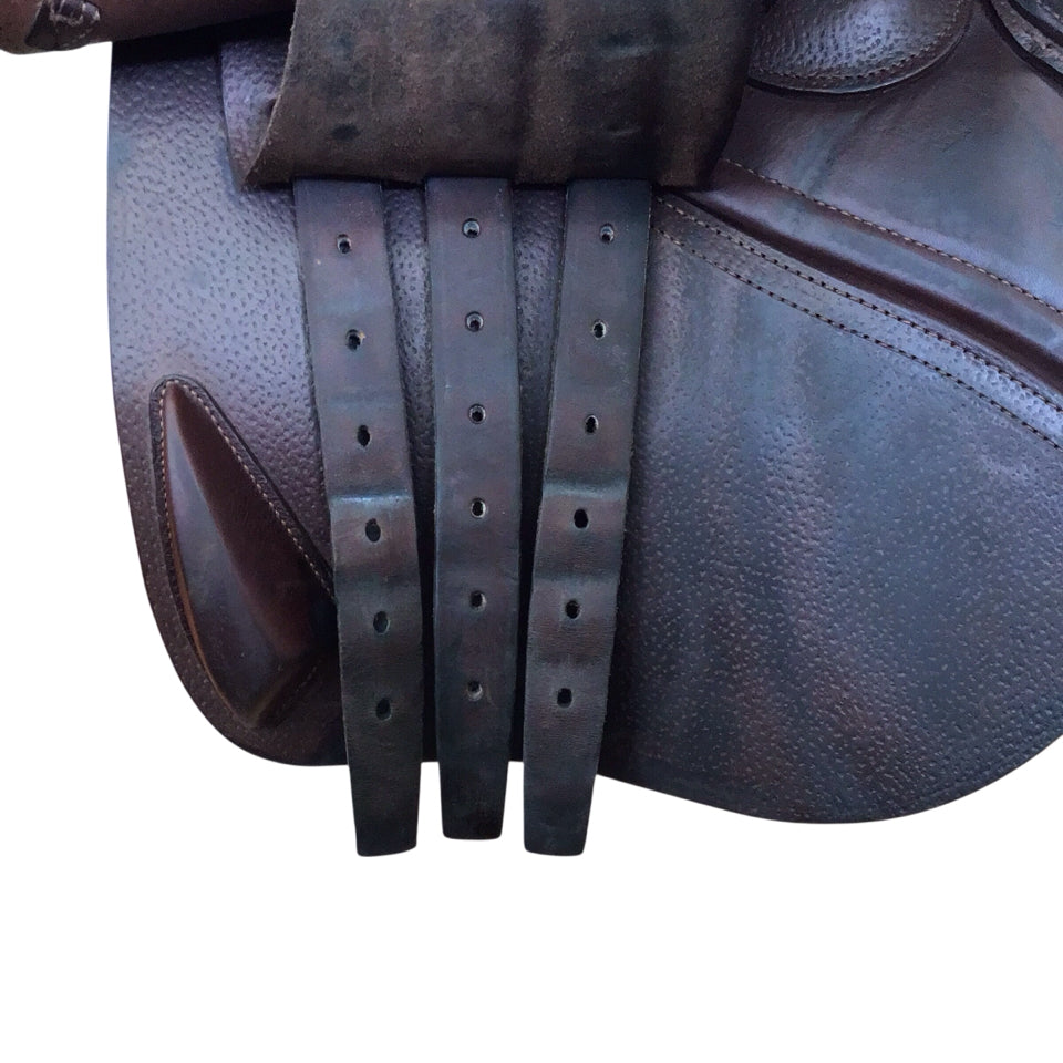 17" CWD SE02 Medium Used Hunter/Jumper Saddle - H