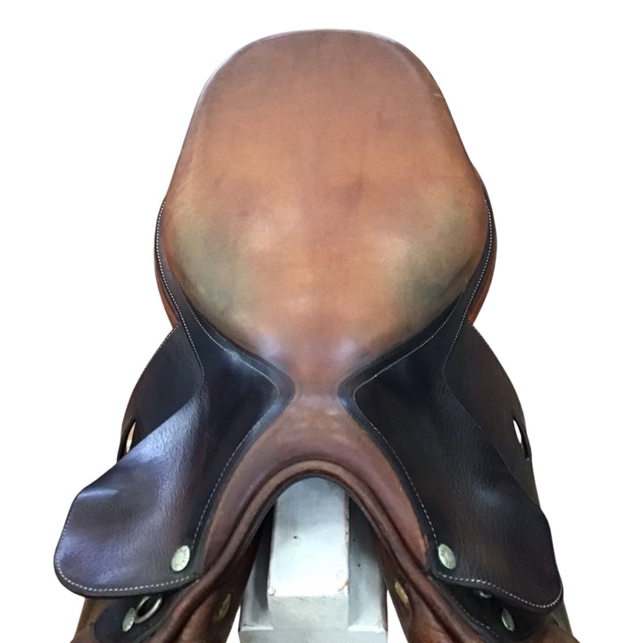 18" Butet Medium Used Hunter/Jumper Saddle - H