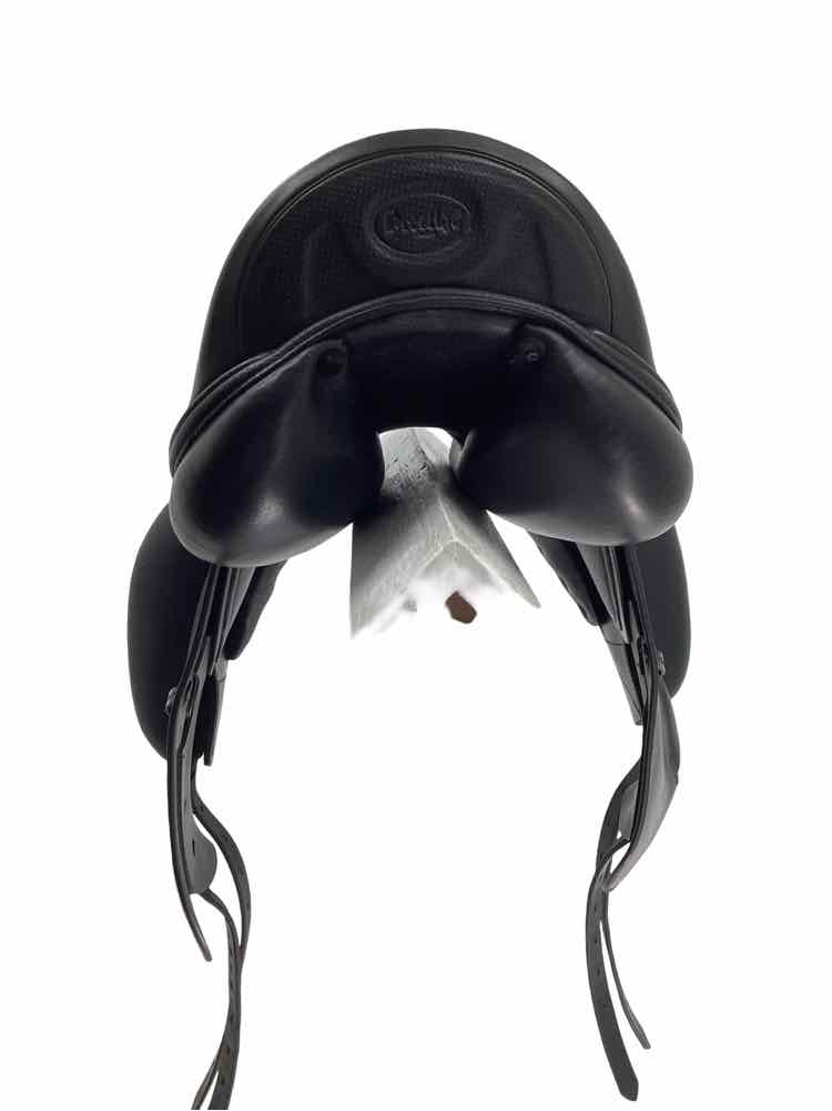 17.5" Prestige used dressage saddle
