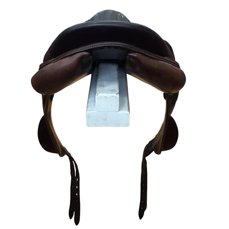 18" Devoucoux Chiberta Medium Used Hunter/Jumper Saddle - H