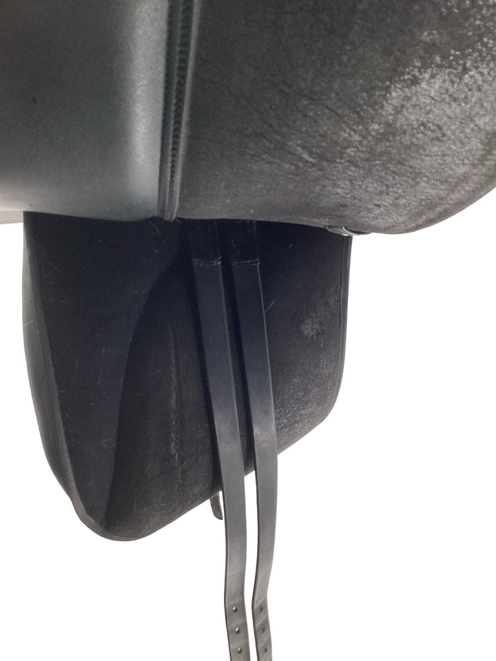 17" Wintec used dressage saddle