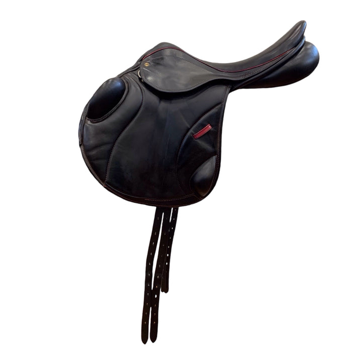 17.5" County Solution Monoflap Wide Used Hunter/Jumper Saddle - H