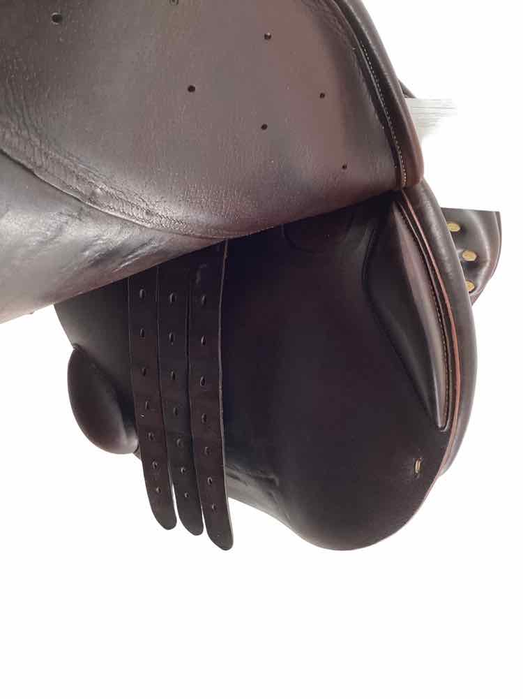 17" Luc Childrec used close contact saddle