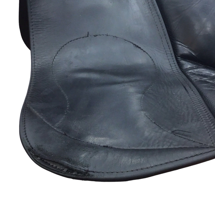 17.5" Hulsebos WB4 Medium/Wide Used Dressage Saddle - H