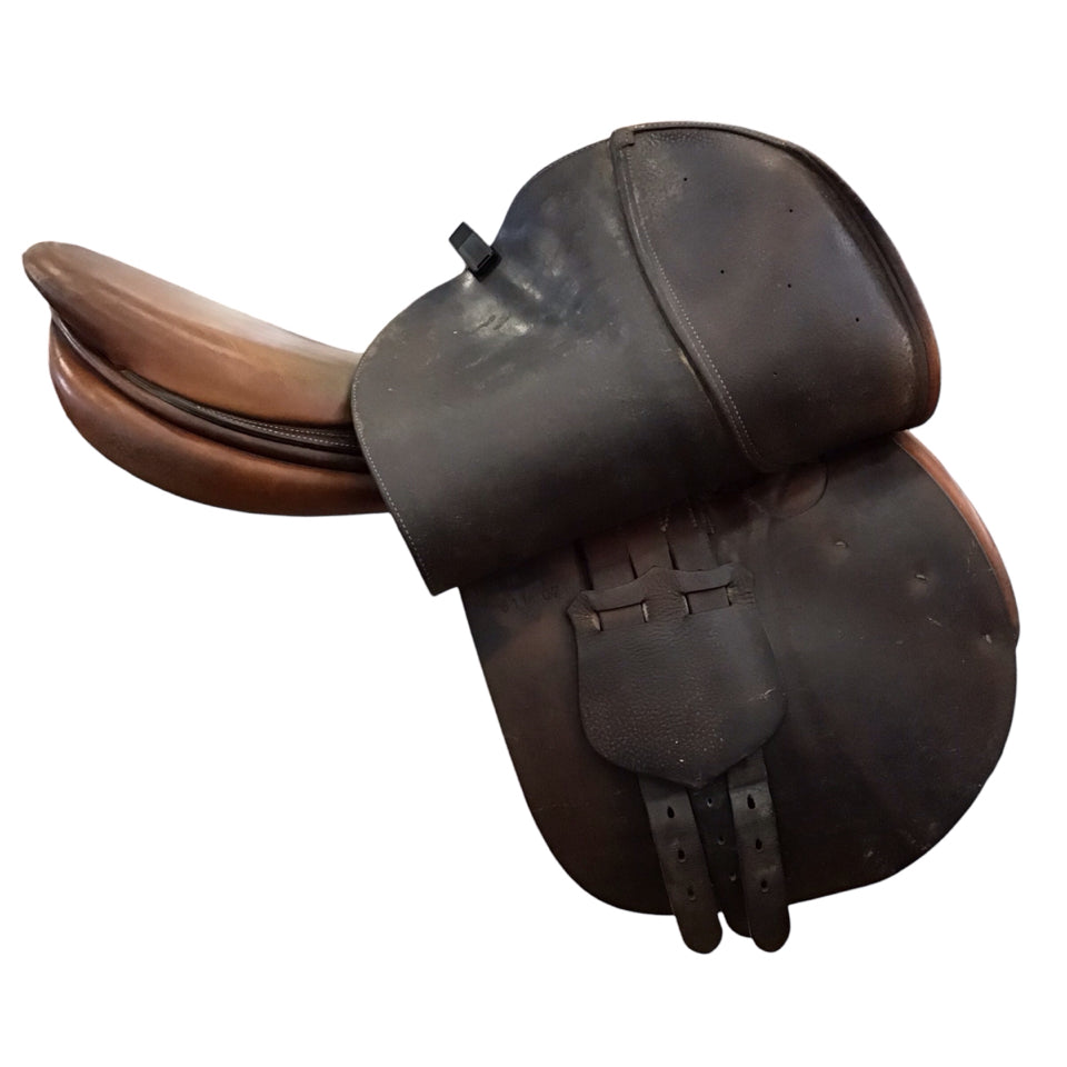 18" Butet Medium Used Hunter/Jumper Saddle - H