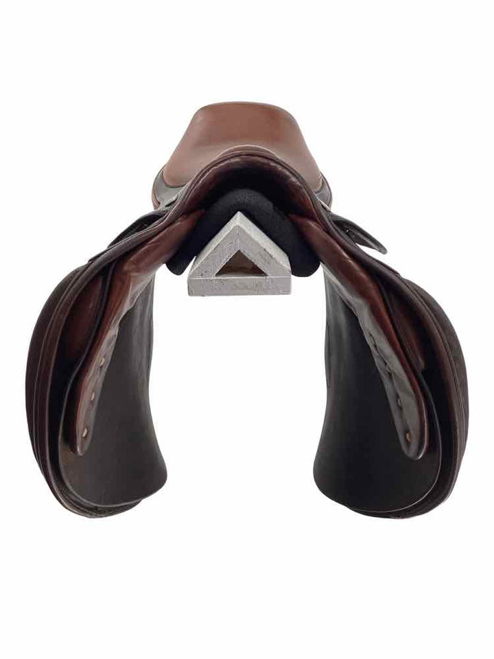 17" Tad Coffin used close contact saddle