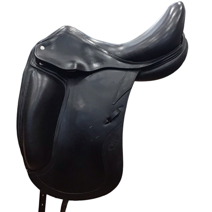 17.5" CWD SE08 Medium Used Dressage Saddle - H