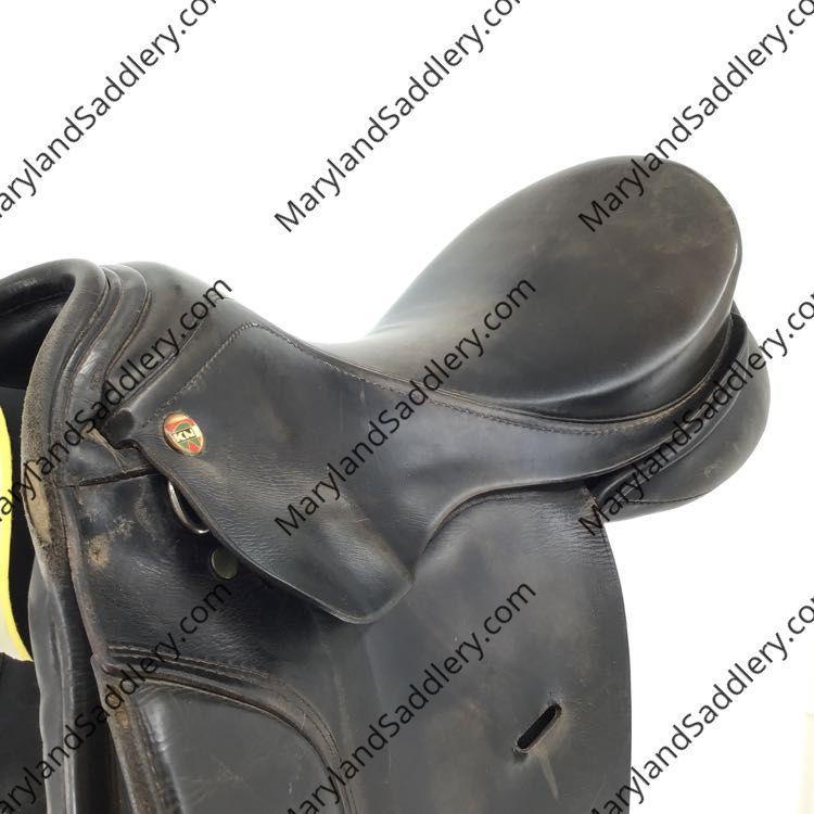 18" Karl Niedersuss Wide Used Dressage Saddle - B