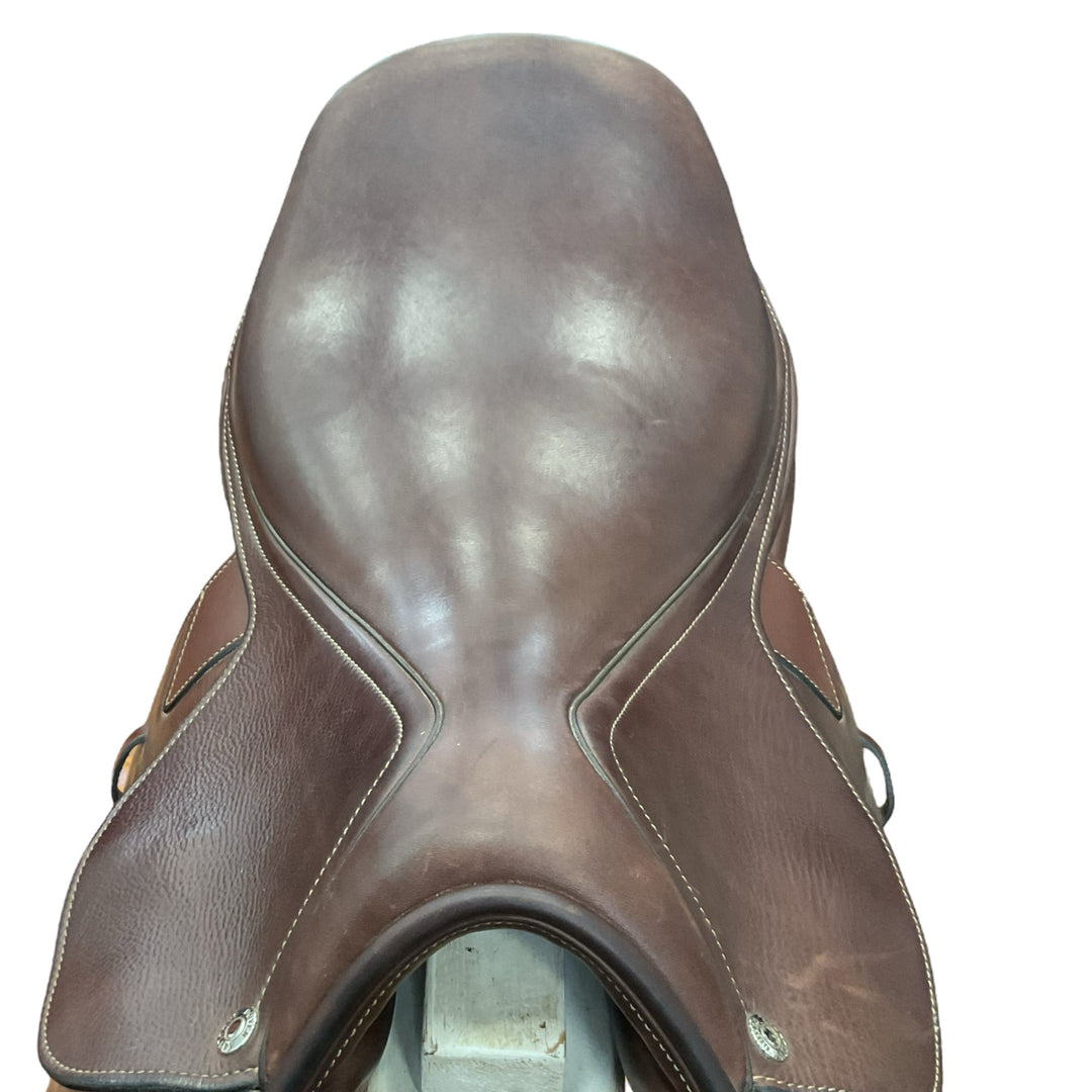 17" Dover Circuit Premier Wide Used Hunter/Jumper Saddle - H