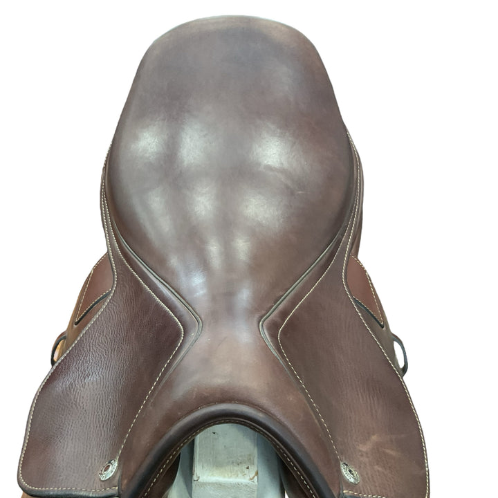 17" Dover Circuit Premier Wide Used Hunter/Jumper Saddle - H
