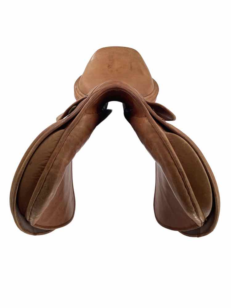17.5" HDR used close contact saddle B